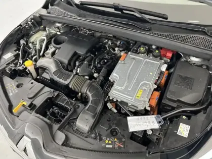 Photo 21 Renault Captur 1.6 E-Tech hybride 145ch Intens + Caméra