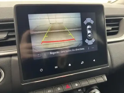 Photo 17 Renault Captur 1.6 E-Tech hybride 145ch Intens + Caméra