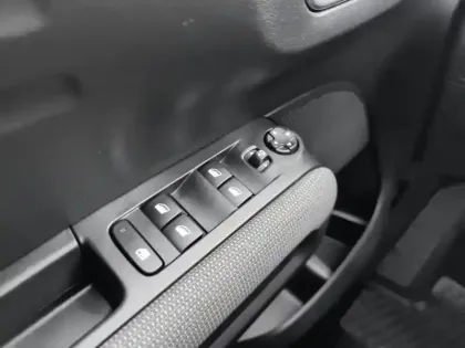 Photo 19 Citroën C3 Aircross  PureTech 130 S&S EAT6 Shine Pack