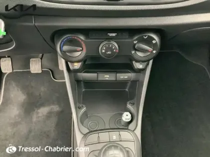 Photo 12 Kia Picanto  1.0 essence MPi 67 ch BVM5 Active