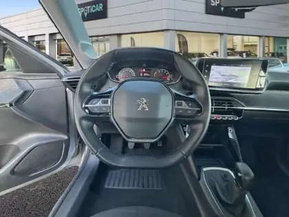 Photo 19 Peugeot 208  PureTech 75 S&S BVM5 Active