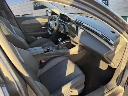 Photo 24 Peugeot 308  SW BlueHDi 130ch S&S BVM6 Allure