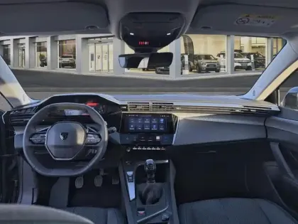 Photo 9 Peugeot 308  SW BlueHDi 130ch S&S BVM6 Allure