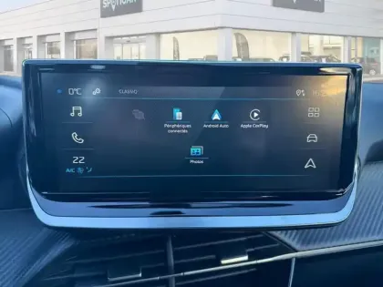 Photo 10 Peugeot 2008  PureTech 100 S&S BVM6 Active