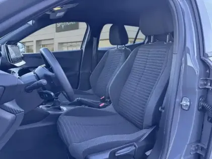 Photo 8 Peugeot 2008  PureTech 100 S&S BVM6 Active