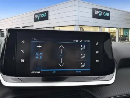 Photo 21 Peugeot 2008  BlueHDi 130 S&S EAT8 Allure