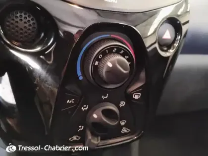 Photo 12 Citroën C1  VTi 72 S&S Feel