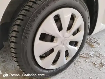 Photo 14 Citroën C1  VTi 72 S&S Feel