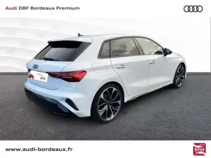 Photo 15 Audi A3 TFSI Mild Hybrid 150 S tronic 7 S line