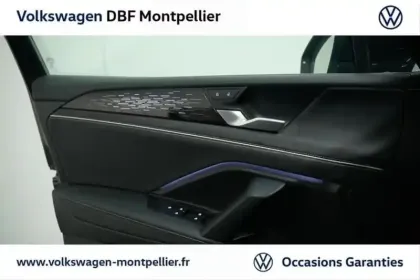 Photo 16 Volkswagen Tiguan 1.5 eHybrid 272ch DSG6 Elegance