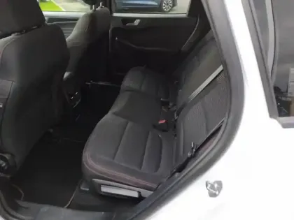 Photo 11 Ford Kuga  2.5 Duratec 190ch FHEV E85 ST-Line Business BVA