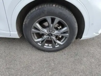 Photo 7 Ford Kuga  2.5 Duratec 190ch FHEV E85 ST-Line Business BVA