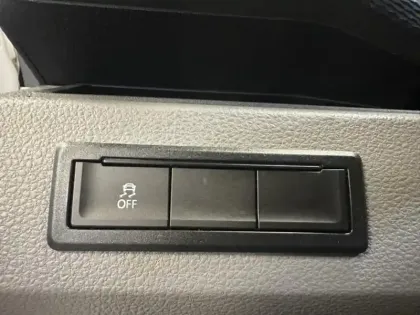 Photo 13 Volkswagen Transporter  Fg 2.8T L1H1 2.0 TDI 150ch Business Plus DSG7