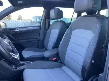 Photo 14 Volkswagen Tiguan  1.5 TSI 150ch R-Line DSG7