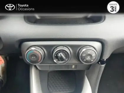Photo 26 Toyota Yaris  70 VVT-i Dynamic Business 5p MY22
