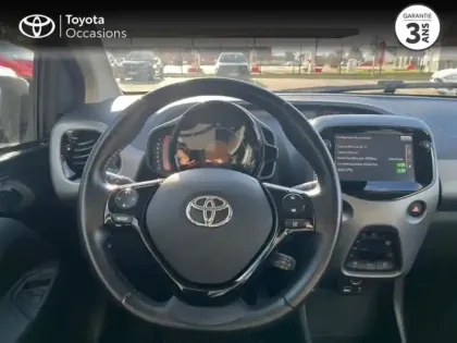 Photo 12 Toyota Aygo  1.0 VVT-i 72ch x-play 3P MY19