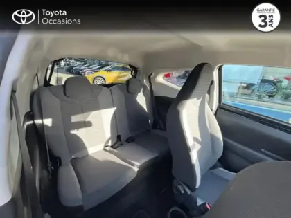 Photo 6 Toyota Aygo  1.0 VVT-i 72ch x-play 3P MY19