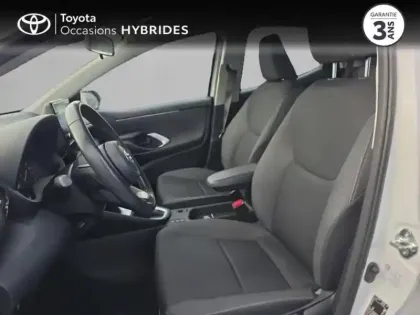 Photo 10 Toyota Yaris  116h Dynamic Business 5p + Programme Beyond Zero Academy MY22