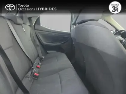 Photo 6 Toyota Yaris  116h Dynamic Business 5p + Programme Beyond Zero Academy MY22