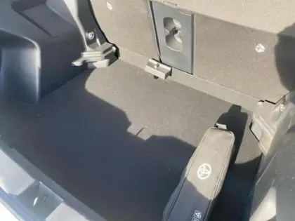 Photo 12 Toyota Yaris  Cross 116h Design MY22