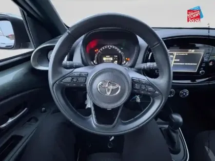 Photo 11 Toyota Aygo  X 1.0 VVT-i 72ch Design S-CVT