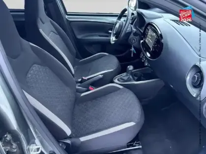 Photo 19 Toyota Aygo  X 1.0 VVT-i 72ch Design S-CVT