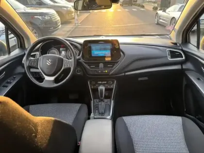 Photo 9 Suzuki S-cross  1.4 Boosterjet Hybrid 129ch Privilège Auto