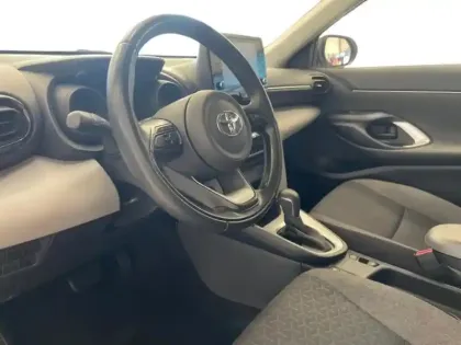 Photo 13 Toyota Yaris  Cross 116h Dynamic MY22