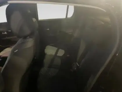 Photo 10 Peugeot 208  e- 136ch Allure