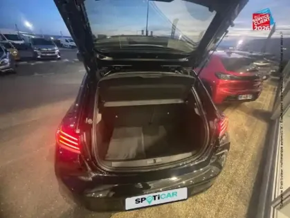 Photo 13 Peugeot 208  e- 136ch Allure