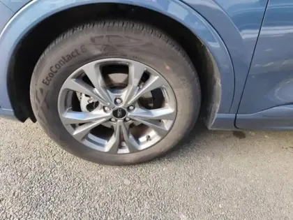 Photo 10 Ford Kuga  2.5 Duratec 190ch FHEV E85 ST-Line Business BVA