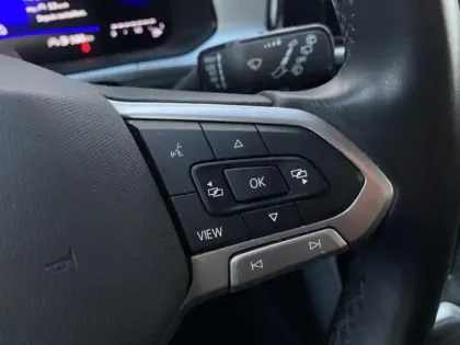 Photo 13 Volkswagen T-roc  1.0 TSI 110ch Life