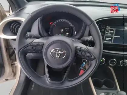 Photo 11 Toyota Aygo  X 1.0 VVT-i 72ch Design S-CVT
