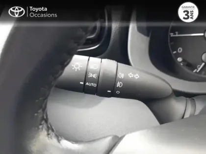 Photo 14 Toyota Yaris  70 VVT-i Dynamic Business 5p MY22