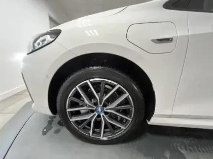 Photo 8 BMW Serie 2 Série 2 ActiveTourer 225e 245ch xDrive M Sport DKG7