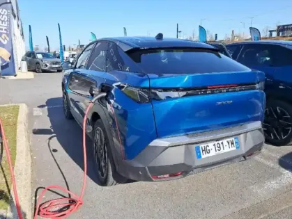 Photo 7 Peugeot 3008  Hybride Rechargeable Plug-in 195ch GT e-DCS7