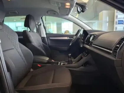 Photo 12 Skoda Karoq  1.0 TSI 110ch Ambition Euro6ap