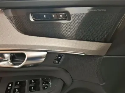 Photo 13 Volvo Xc90  T8 AWD 310 + 145ch Black Edition Geartronic