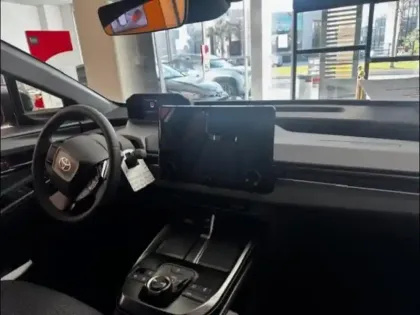 Photo 6 Toyota Bz4x  224ch 11kW Grande Autonomie Design MC25