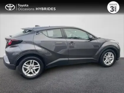 Photo 8 Toyota C-HR  1.8 Hybride 122ch Dynamic E-CVT