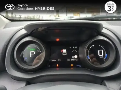 Photo 13 Toyota Yaris  Cross 116h Dynamic MY22