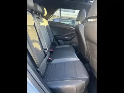 Photo 14 Volkswagen T-roc  1.5 TSI EVO 150ch R-Line DSG7