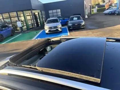 Photo 10 Volkswagen T-roc  1.5 TSI EVO 150ch R-Line DSG7