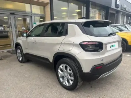 Photo 6 Jeep Avenger  Electrique 156ch 115kW Altitude