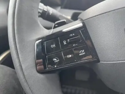 Photo 12 Lancia Ypsilon  1.2 Ibrida 100ch LX eDCT6