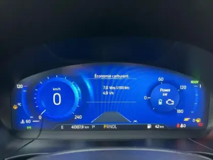 Photo 9 Ford Kuga  2.5 Duratec 190ch FHEV E85 ST-Line BVA