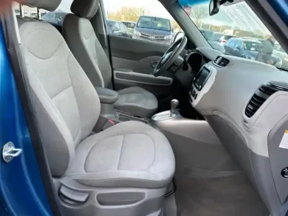 Photo 5 Kia E-soul Soul EV EV 110ch 30 kWh Ultimate