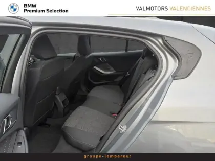 Photo 5 BMW Serie 1 Série 1 120A 170ch M Sport Design DKG7