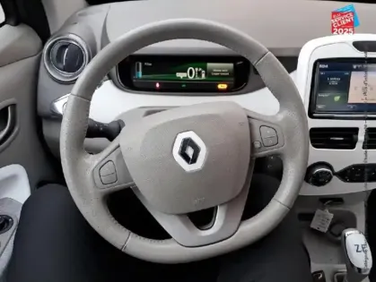 Photo 11 Renault Zoé Zoe Zen charge normale R90 MY19