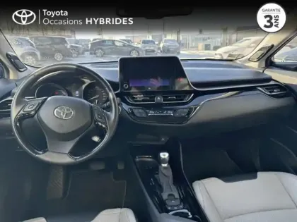 Photo 8 Toyota C-HR  2.0 Hybride 184ch Collection E-CVT